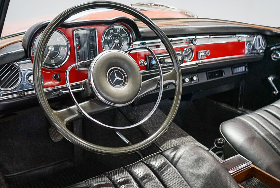 1967 Mercedes 250 SL